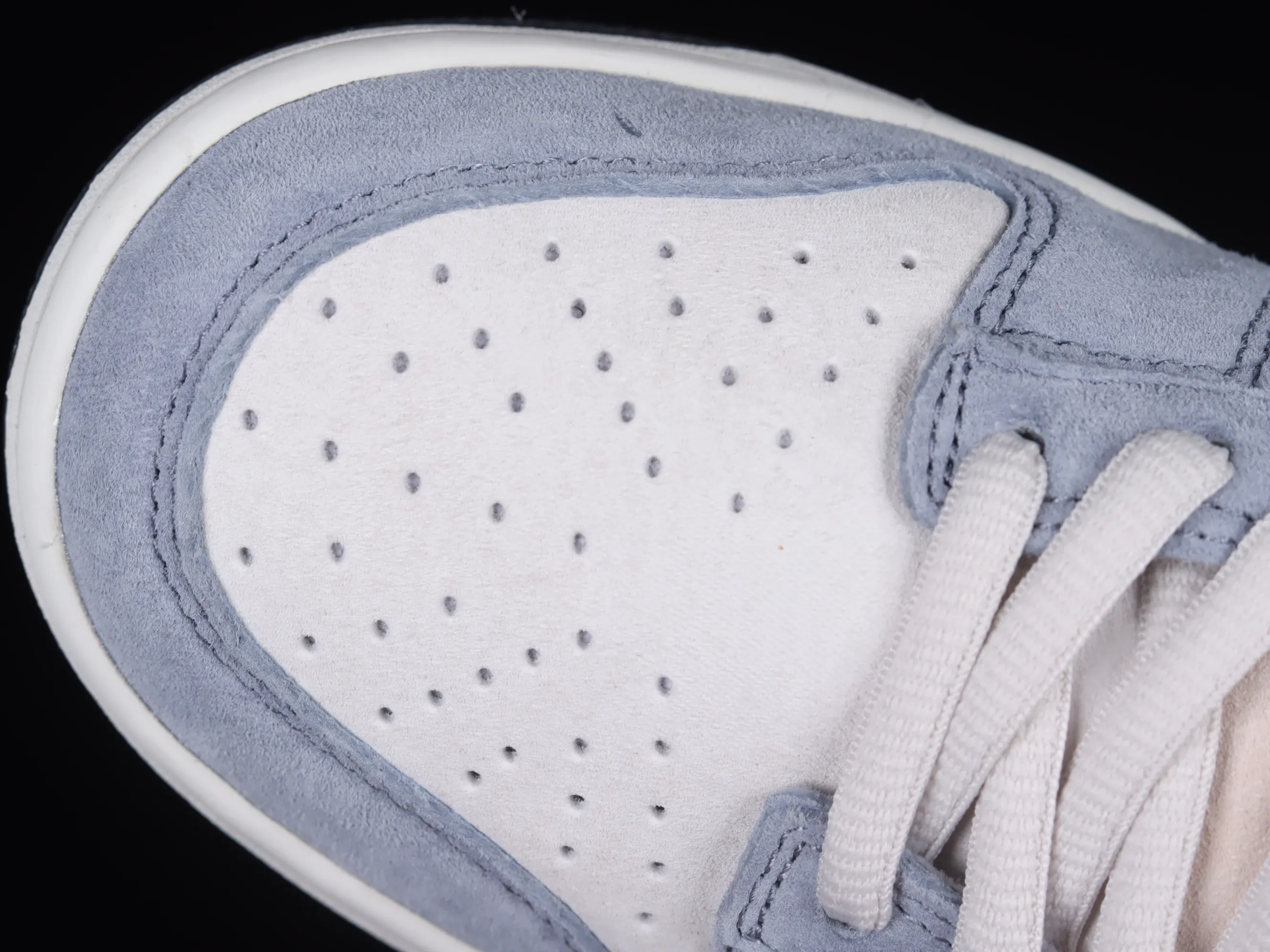 All Categories Nk SB Dunk Series Nk SB Dunk Low Low-top sneakers Otomo Katsuhiro x Nk SB Dunk Low "Steamboy OST" Otomo Katsuhiro co-branded SB low-top sports and leisure sneakers LF0039-026